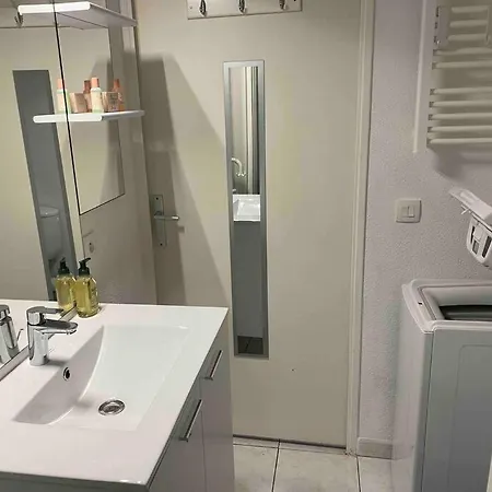 Dans Résidence Piscine 500m De La 2** Apartamento *