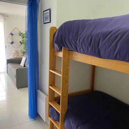 Appartement Dans Piscine 500m De La 2** *